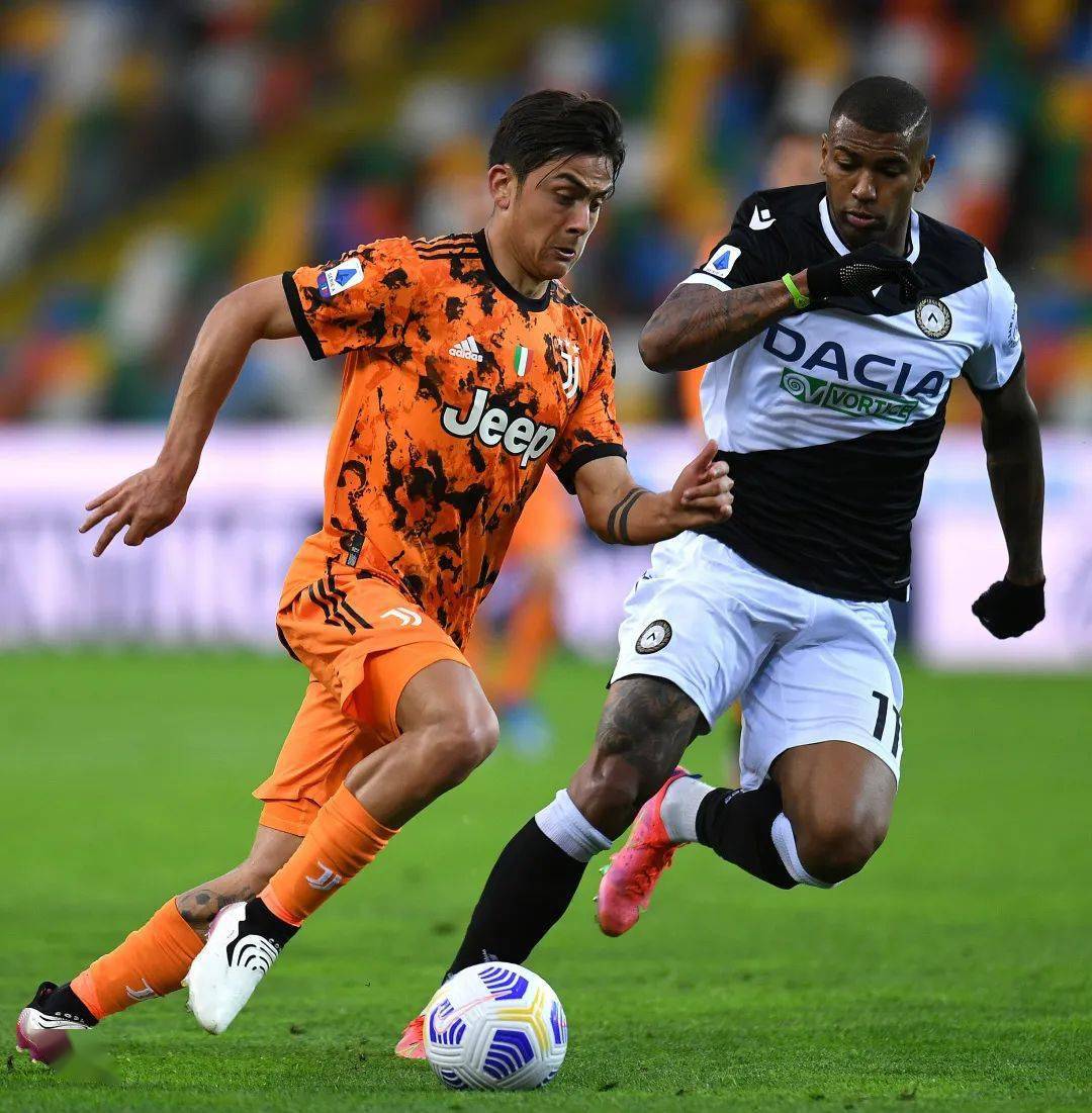 包含尤文逆转勒沃库森，阿尔瓦雷斯统治全场的词条