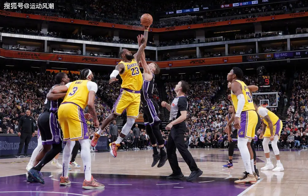 关于国王碾压深圳队，詹姆斯扛起全队的信息