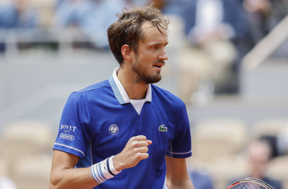 包含法网鏖战戴维斯杯,梅德韦杰夫状态火热的词条 包含法网鏖战戴维斯杯,梅德韦杰夫状态火热的词条