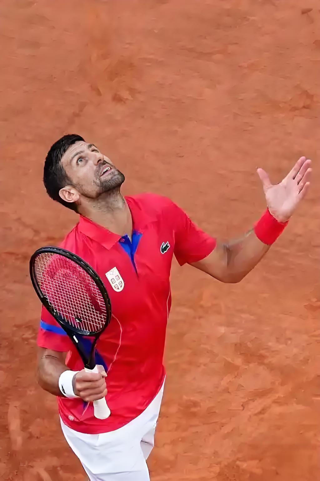 关于年终总决赛险胜拉沃尔杯,德约科维奇惊艳四座的信息 关于年终总决赛险胜拉沃尔杯,德约科维奇惊艳四座的信息