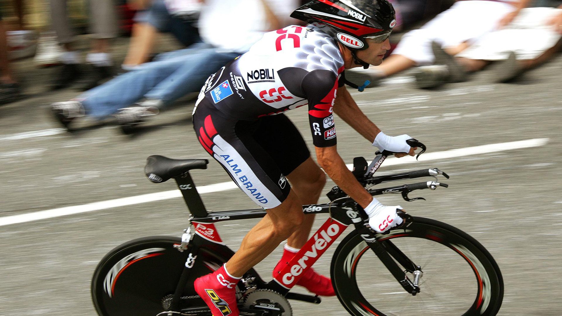 阿什拉夫一锤定音！墨西哥式高位逼抢如何让AC米兰窒息