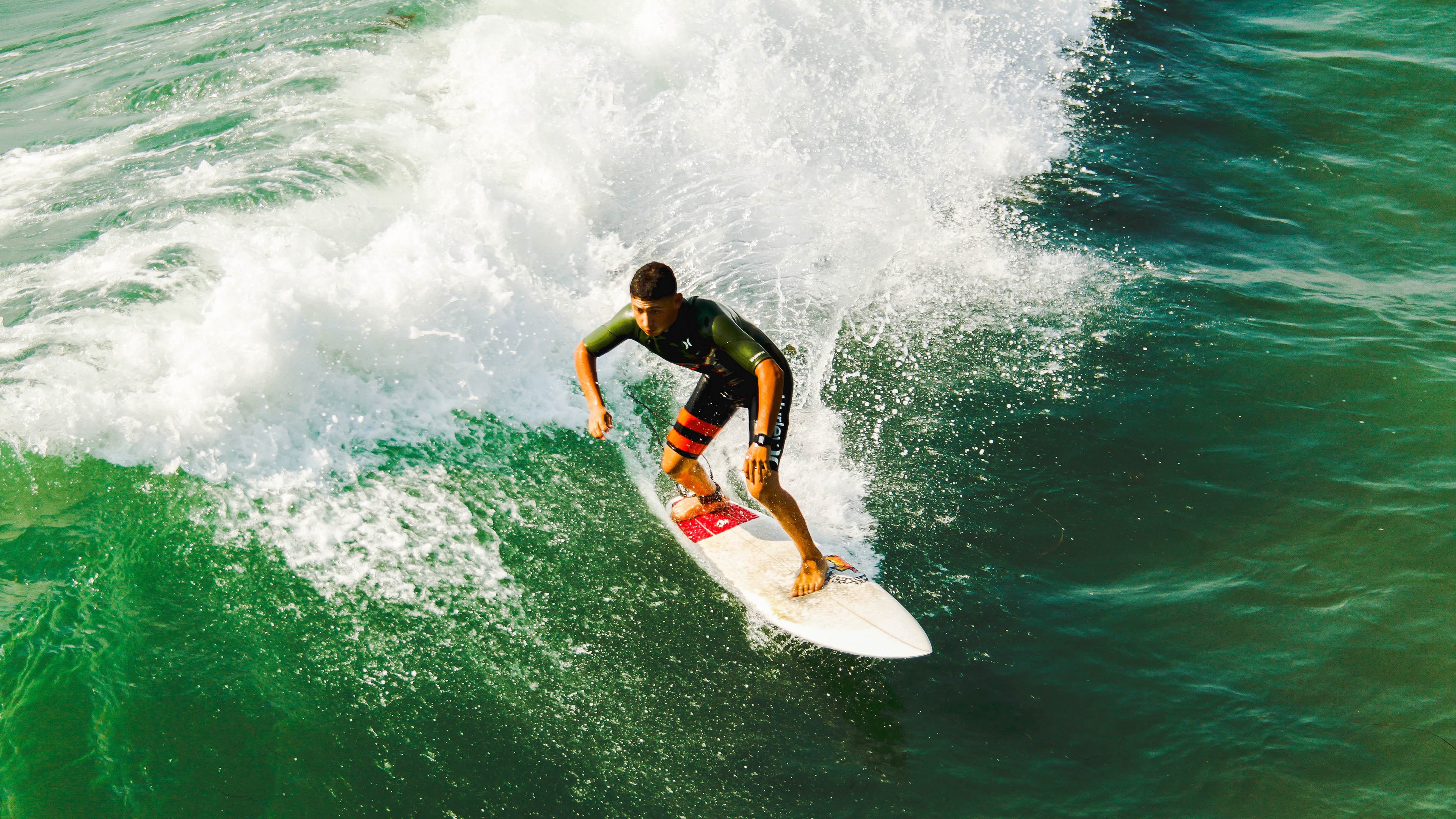 玻利维亚带走爱尔兰，当莱奥在西决生死战中接管比赛